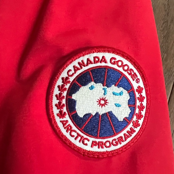 Canada Goose Kensington Parka (Red) - Picture 6 of 8